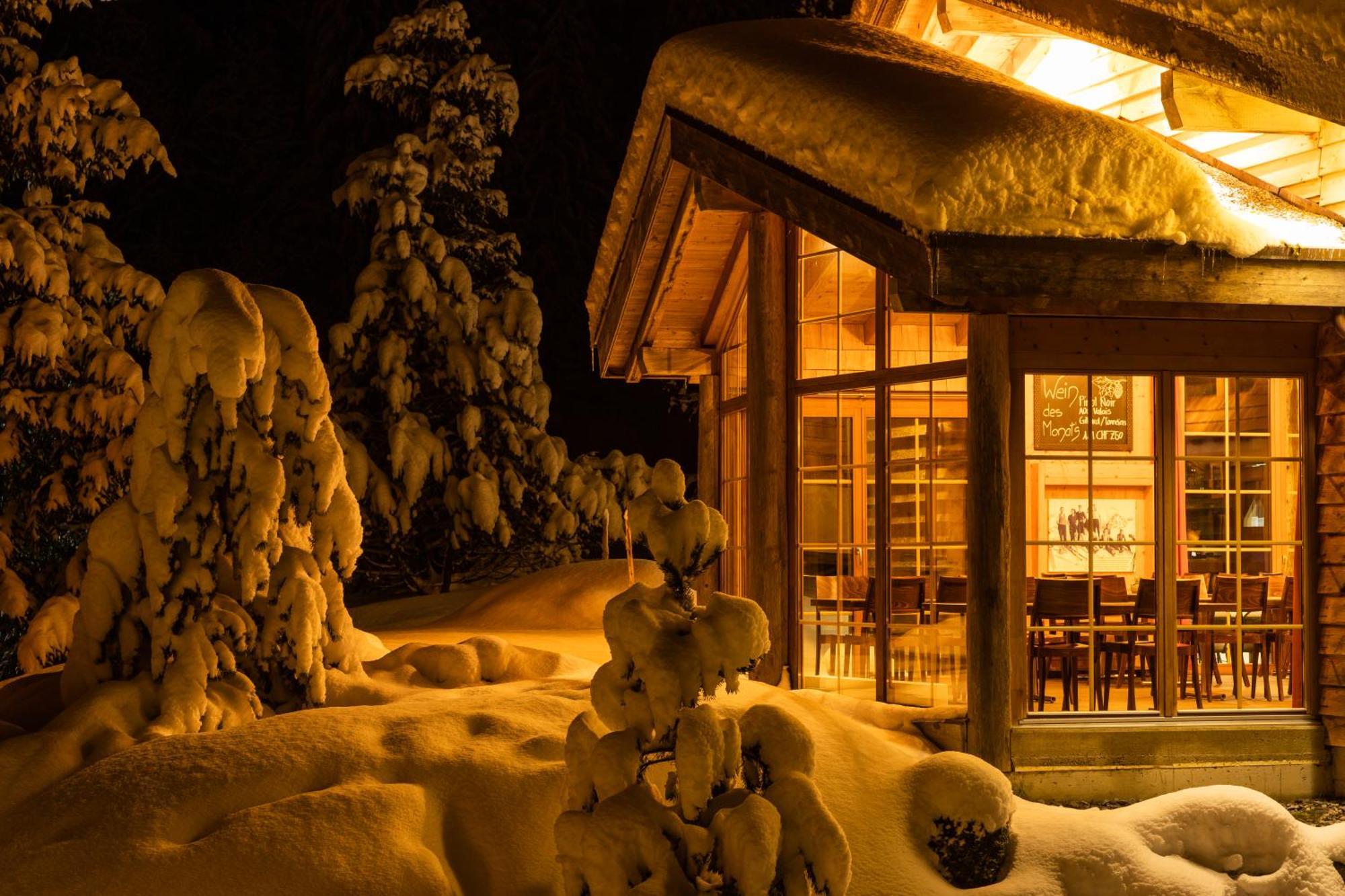 Huettenhotel Husky Lodge Muotathal Dış mekan fotoğraf