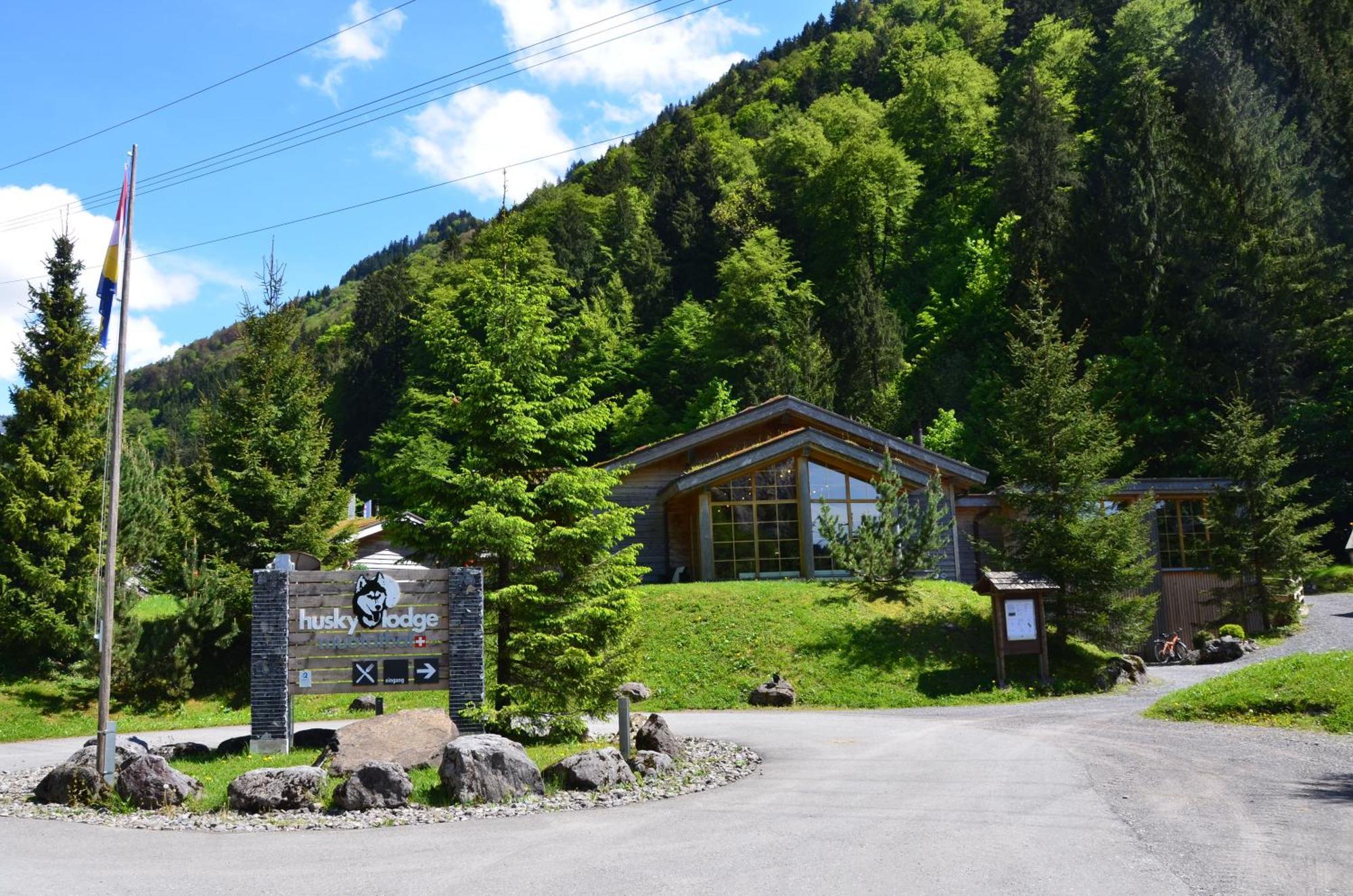 Huettenhotel Husky Lodge Muotathal Dış mekan fotoğraf