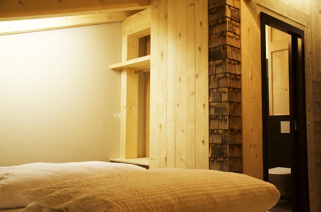 Huettenhotel Husky Lodge Muotathal Oda fotoğraf